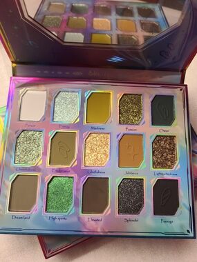 Oden's Eye STONE & ROCK Eyeshadow Palette